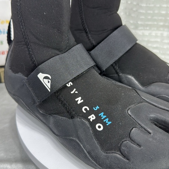 (C2)Quiksilver Syncro 3mm Black Neoprene Booties, size 5 women - Picture 3 of 16